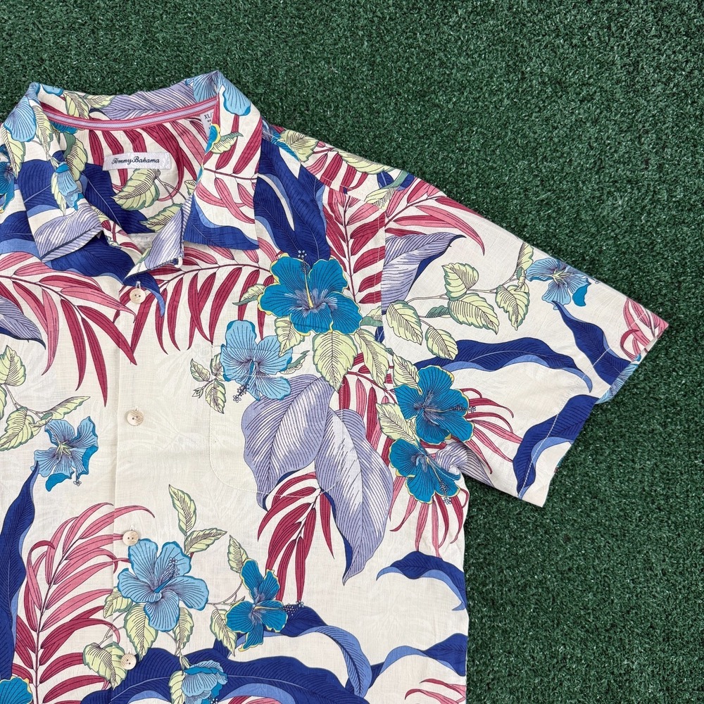 Tommy Bahama Mens Short Sleeve Button Shirt Size XL Silk Hawaiian Aloha